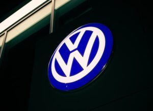 En Volkswagen México aceptan aumento de 9%