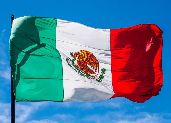Esquivel va por dirección del BID a nombre de México