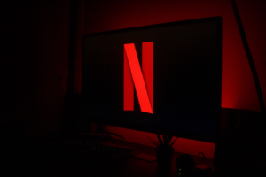Lo que no incluye el plan con comerciales de Netflix