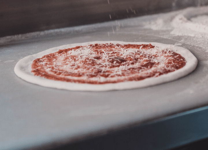 Domino’s Pizza reporta aumento en ventas sin cumplir estimaciones