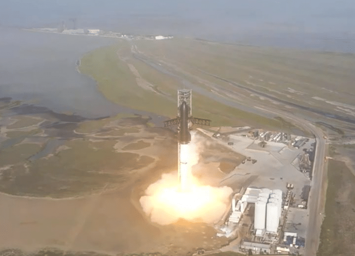 Explosión de Starship de SpaceX minutos después de su lanzamiento