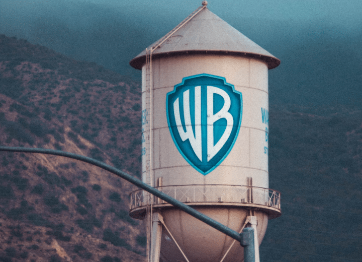 Como imagen destacada para este texto titulado: Warner Bros reestructura sus ventas de publicidad, tenemos una fotografía ilustrativa del logo de la empresa.