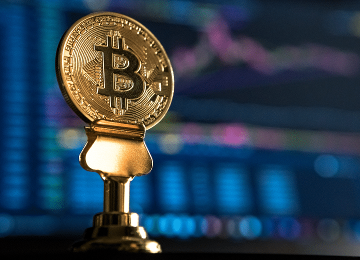 Bitcoin supera los 45,000 dólares