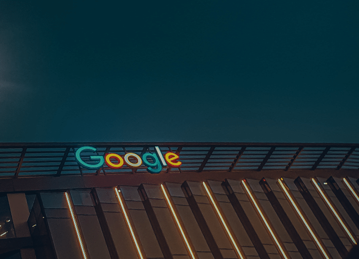Google anuncia despidos y reorganización en múltiples equipos