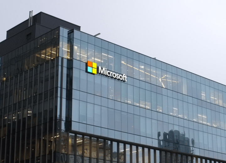 El ascenso de Microsoft frente a Apple