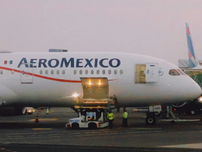 20% de aumento salarial en Aeroméxico para pilotos