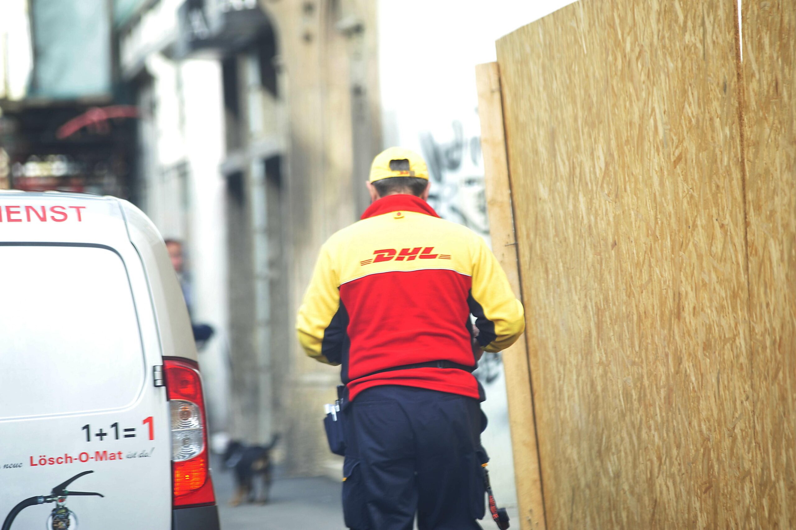 DHL suspenderá envíos a Estados Unidos
