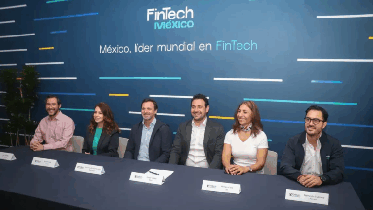 FinTech México presenta su nuevo consejo directivo FinTech México presenta su nuevo consejo directivo