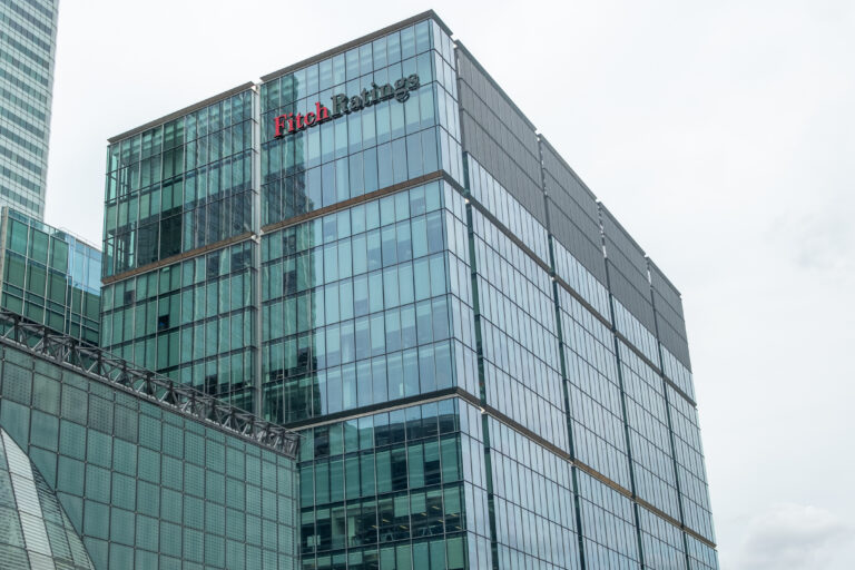 Fitch Ratings cataloga como basura a Intercam, CIBanco y Vector