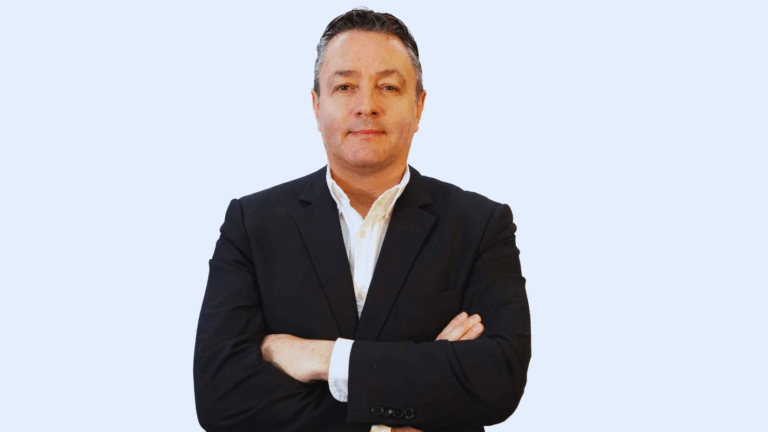 Grupo Alsea cambia de director