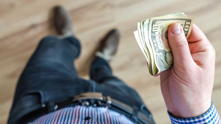 Inflación mayorista en EE.UU. alcanza un máximo en tres años por efecto de los aranceles