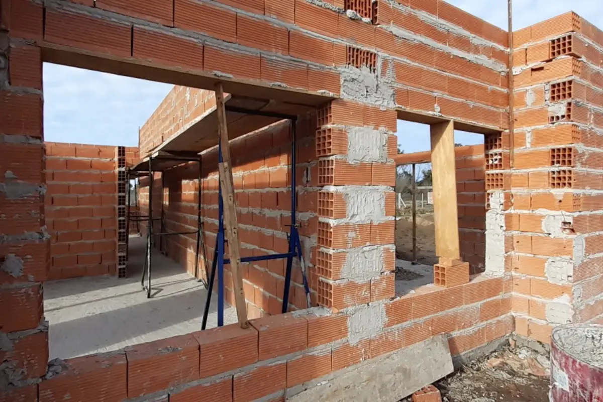 Materiales locales para construir una casa.