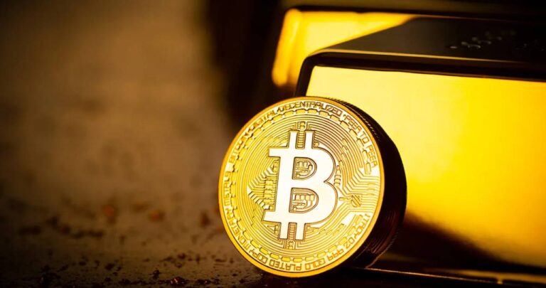 ¿El oro pierde brillo? Bitcoin podría dominar en diez años