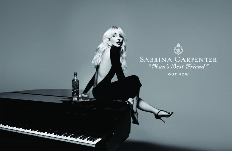 Sabrina Carpenter es la nueva embajadora de una prestigiosa marca de whisky