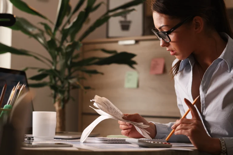 Cómo utilizar ChatGPT para organizar tus finanzas personales. ¡Descúbrelo!