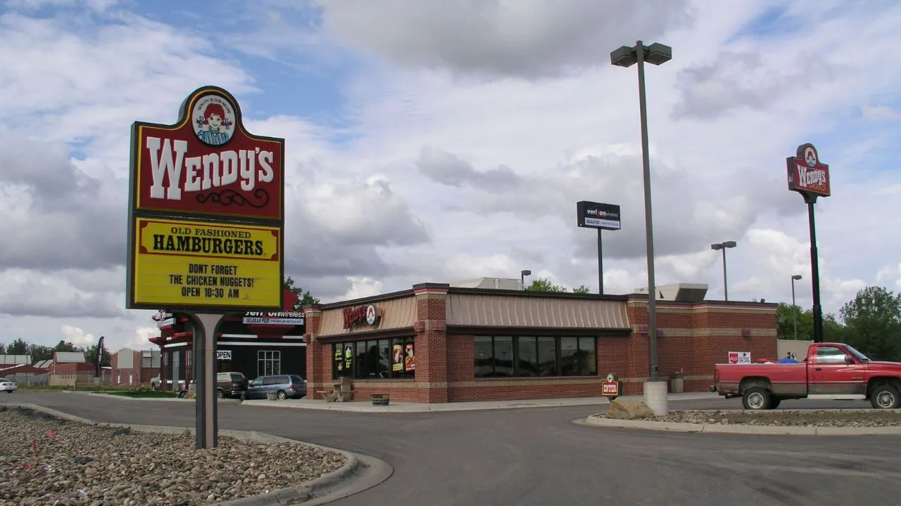 todo-lo-que-necesitas-saber-para-abrir-una-franquicia-wendys-en-mexico