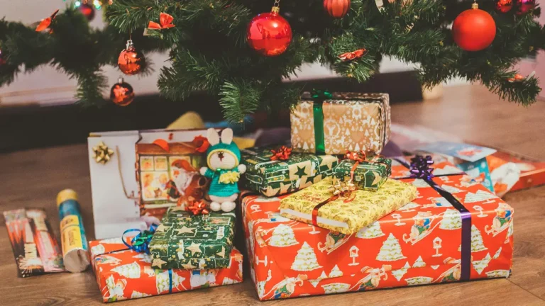 Navidad sin deudas: cómo ahorrar en los regalos