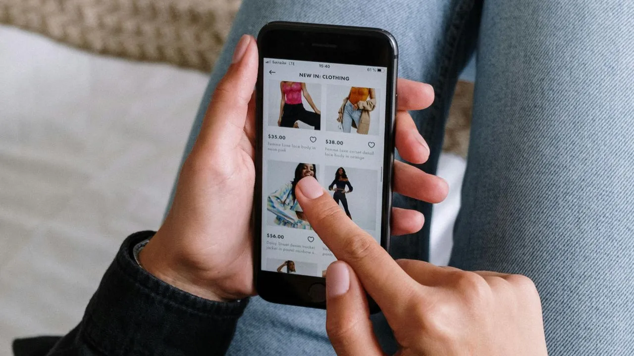 Slug
5-categorias-en-las-que-conviene-comprar-en-black-friday-en-mexico