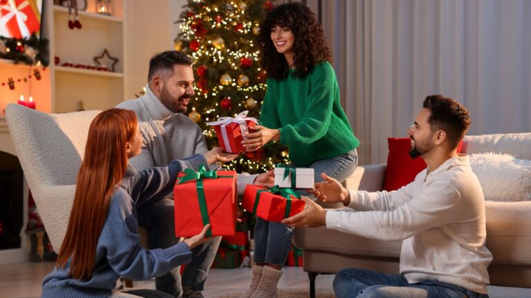 ¿Intercambio Navideño? Aquí te dejamos los mejores regalos de menos de $300 pesos