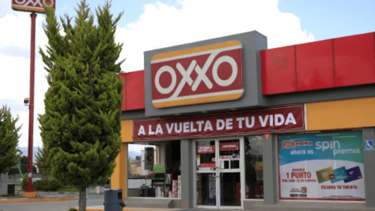 No, OXXO no es una franquicia… pero sí puedes estar a cargo de una tienda