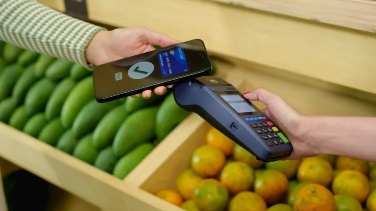 ¡Prepárate! Habrá menos efectivo en México en 2026