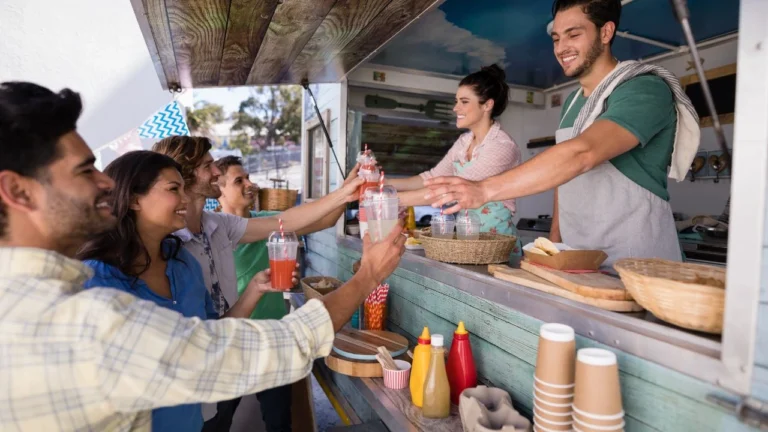 ¿Por qué invertir en un food truck es la mejor opción para 2026?