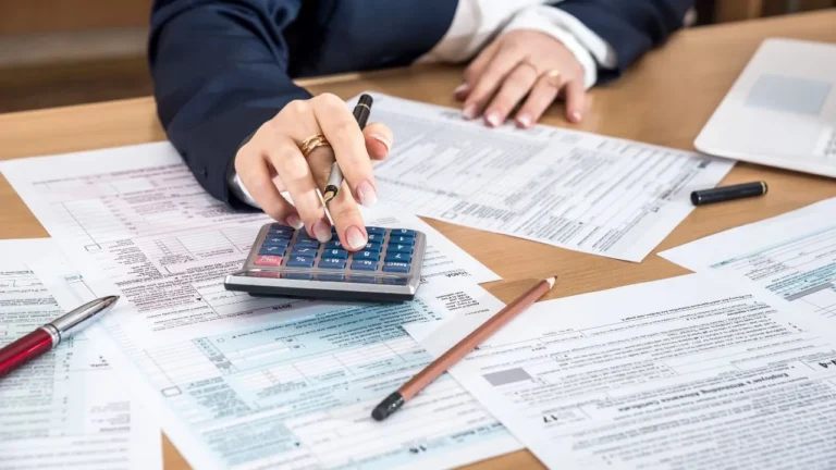 ¿Por qué cambiarte a RESICO? Todo lo que tienes que saber sobre el Régimen Simplificado de Confianza