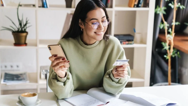 Tu historial crediticio podría volverse positivo en 2026 gracias a estos cambios en el Buró de Crédito