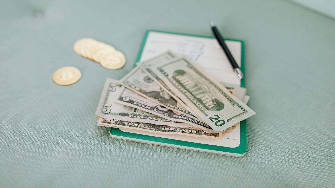 que-pasa-si-te-registran-con-un-sueldo-menor-en-el-imss-y-como-corregirlo