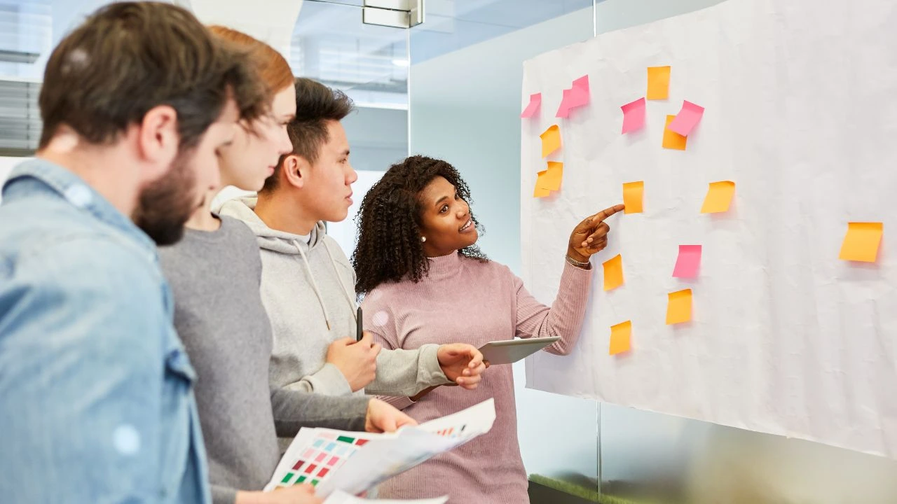 tienes-una-startup-asi-puedes-empezar-a-construir-tu-equipo