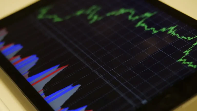 IMEF eleva su pronóstico; prevé crecimiento del PIB de 1.4%.